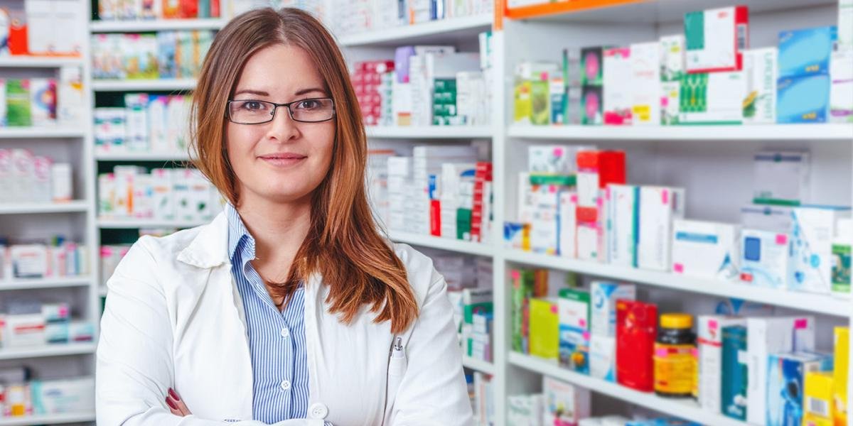 Pharmacy Tech Salary: How Much Do They Make?